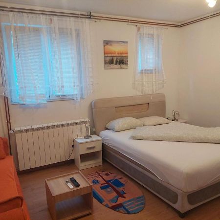 Apartman Anastasija Surčin Dış mekan fotoğraf