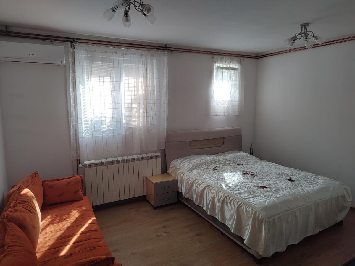 Apartman Anastasija Surčin Dış mekan fotoğraf