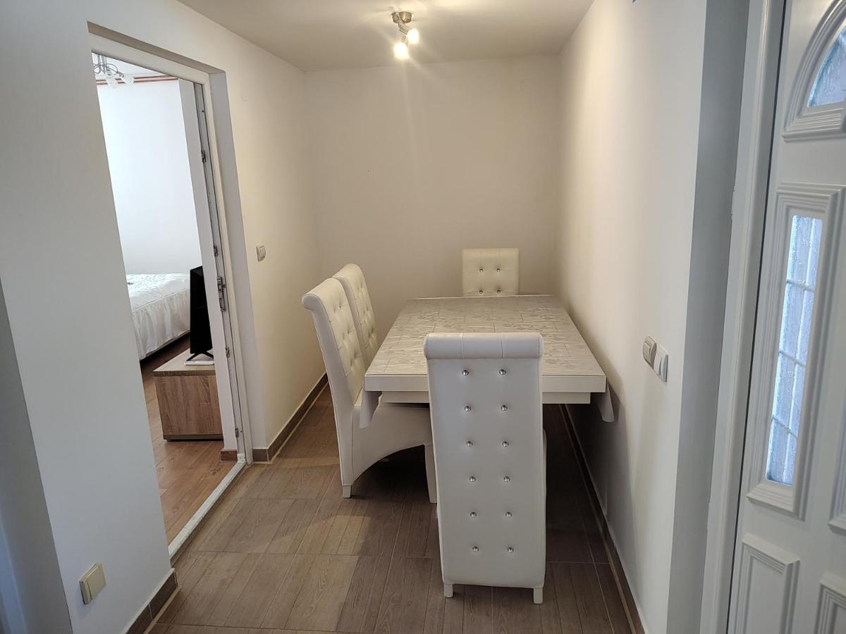Apartman Anastasija Surčin Dış mekan fotoğraf