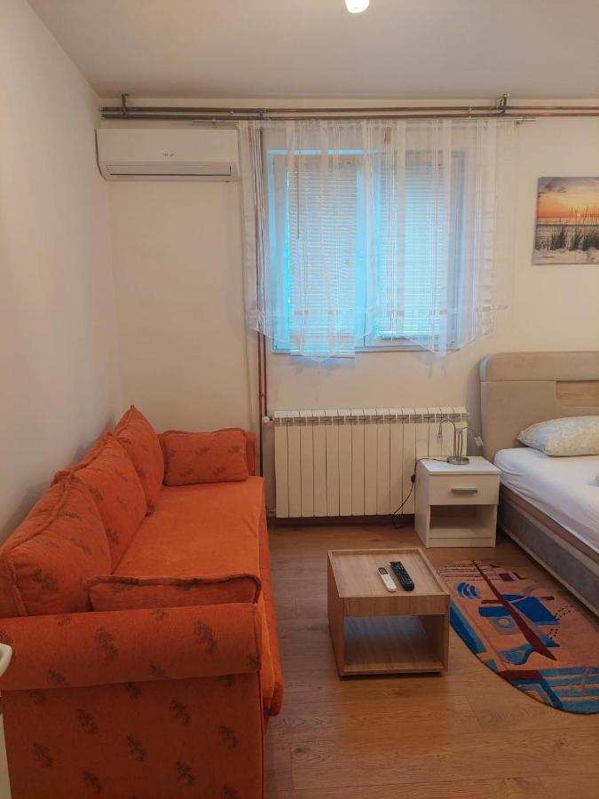 Apartman Anastasija Surčin Dış mekan fotoğraf