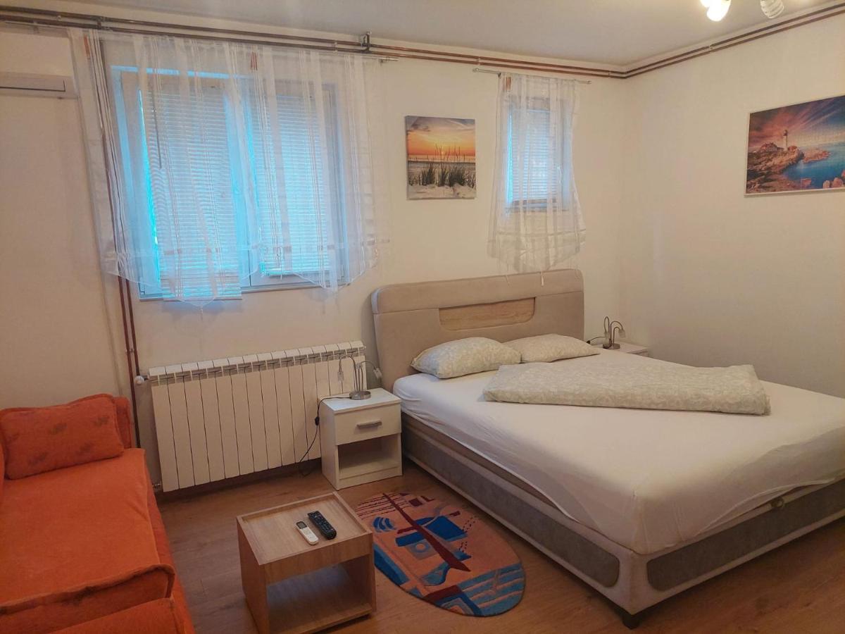 Apartman Anastasija Surčin Dış mekan fotoğraf
